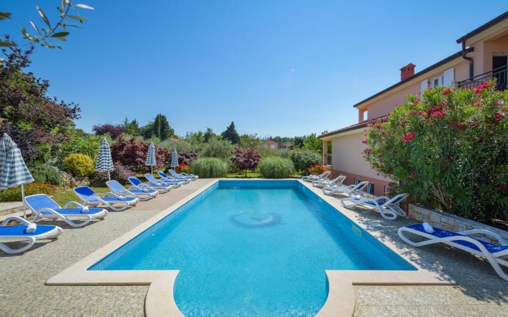 Villa Franka 113 Basanija Exterior photo