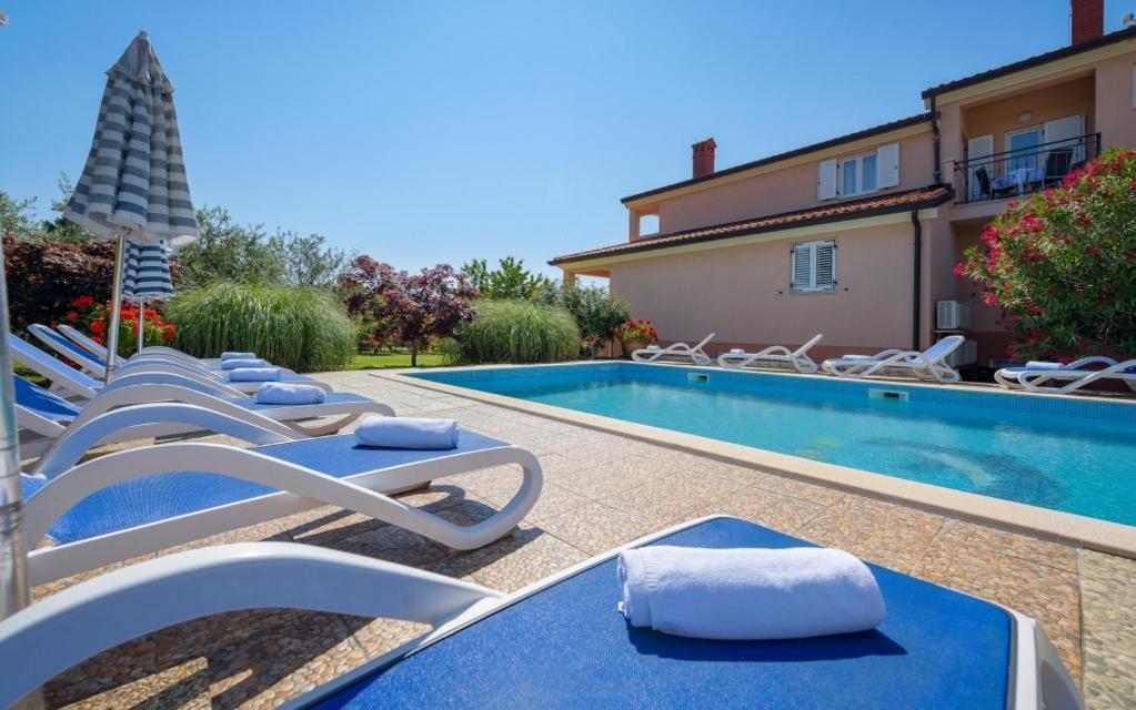Villa Franka 113 Basanija Exterior photo